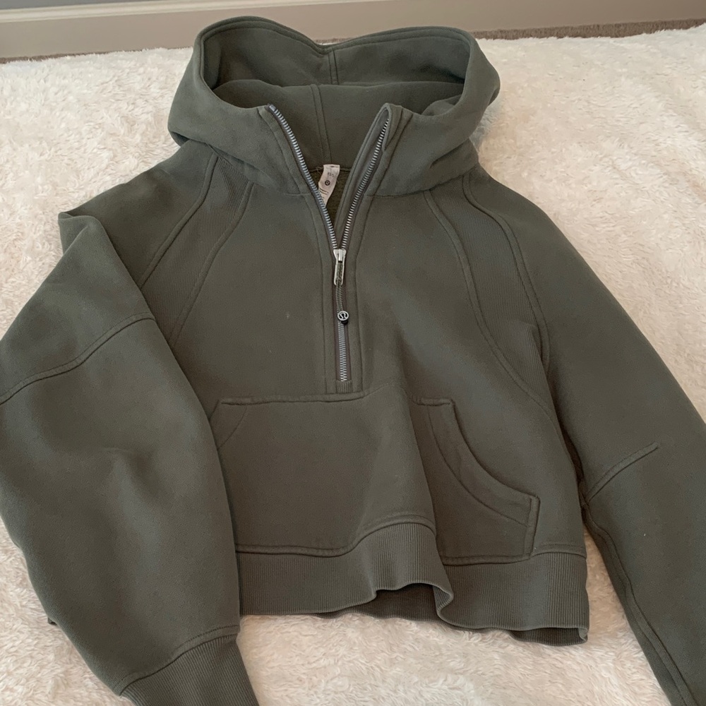 Lululemon Scuba Half-Zip